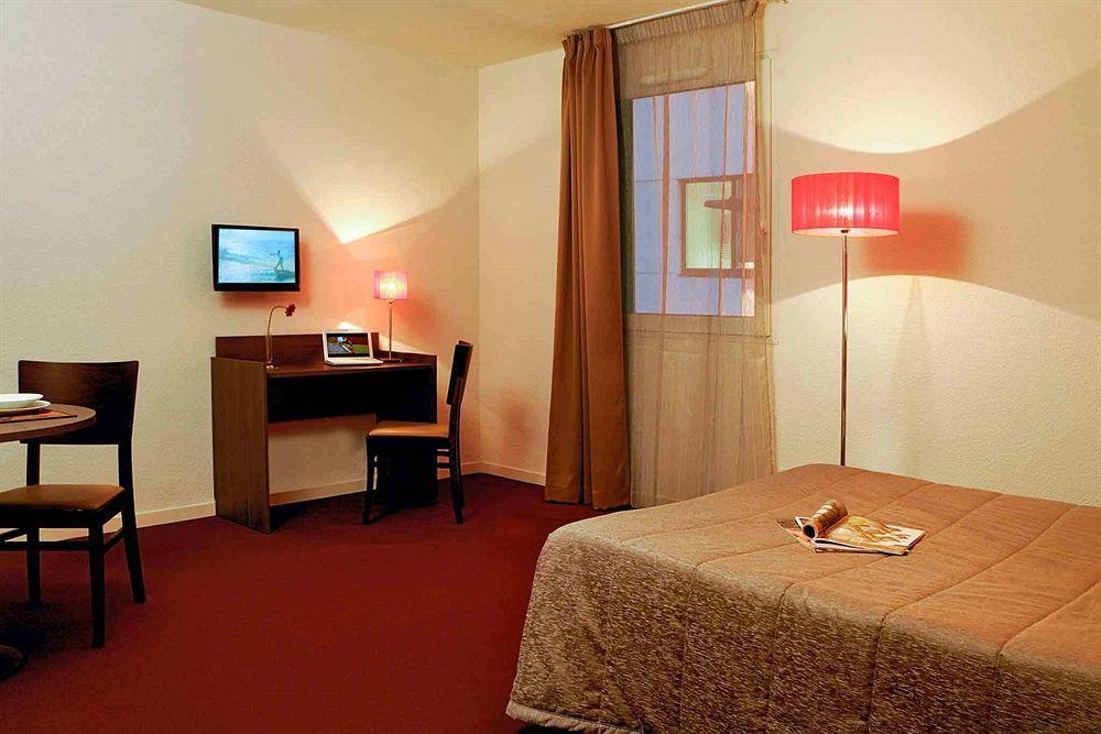 Aparthotel Adagio Access Orléans Quarto foto
