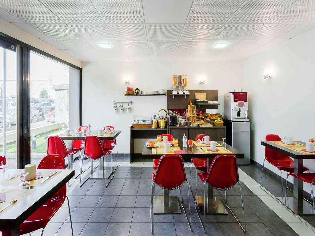 Aparthotel Adagio Access Orléans Restaurante foto