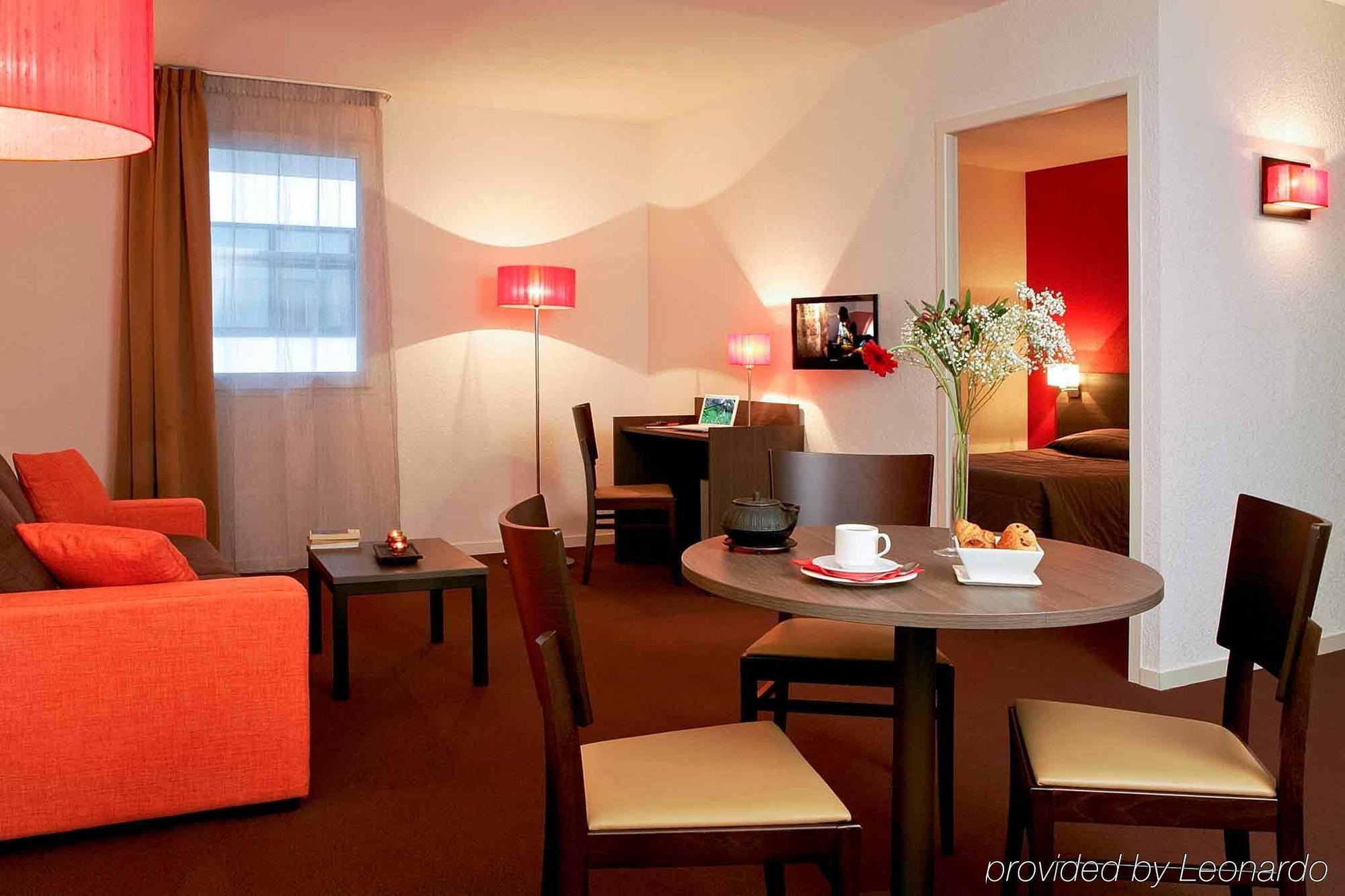 Aparthotel Adagio Access Orléans Quarto foto